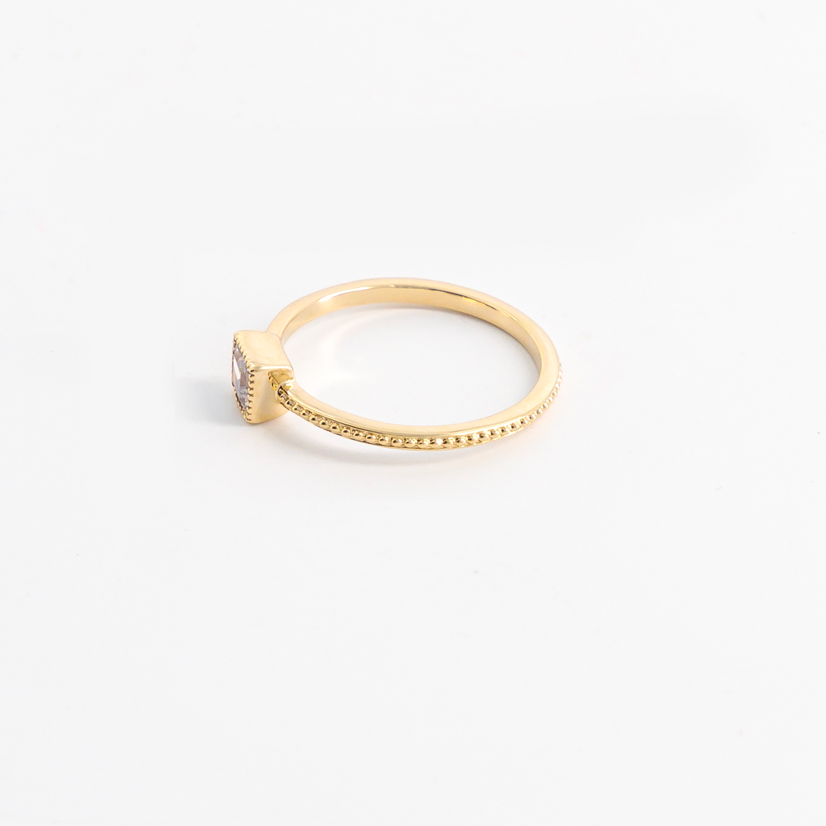 Bague pierre fine plaqué or 