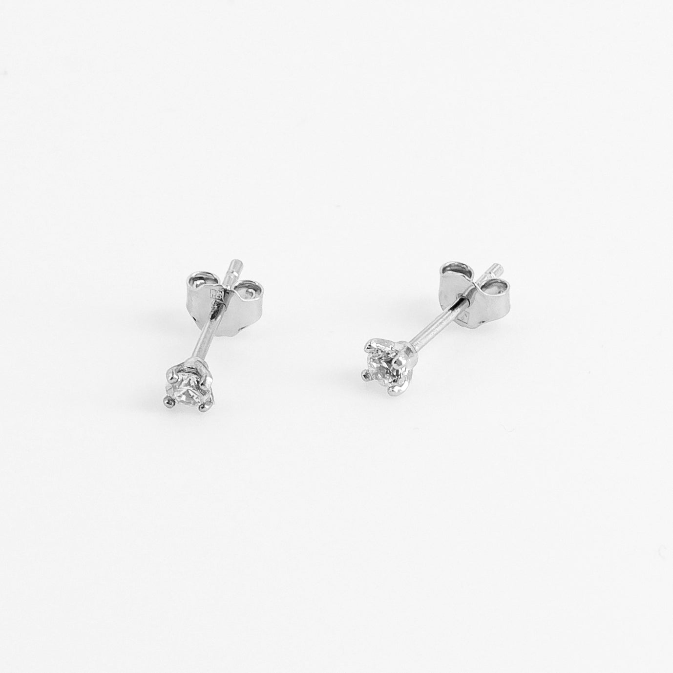 Boucle d oreille strass argent vue de face